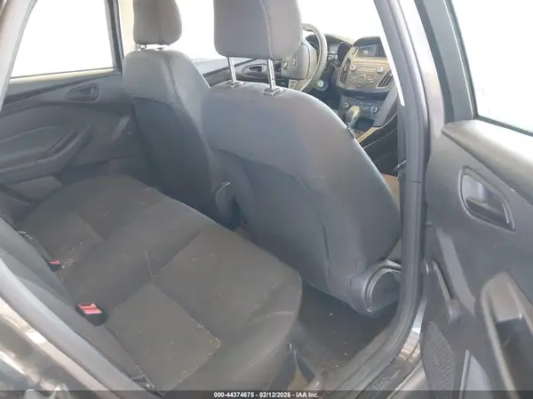 1FADP3E20JL330073 2018 FORD FOCUS - Image 8