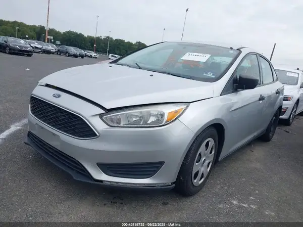 1FADP3E21GL218052 2016 FORD FOCUS - Image 2