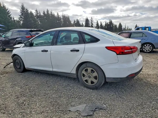 1FADP3E21GL238950 2016 FORD FOCUS - Image 2