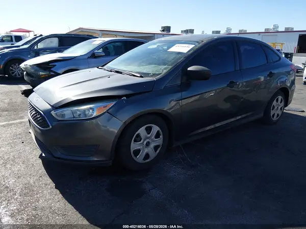 1FADP3E21GL246465 2016 FORD FOCUS - Image 2