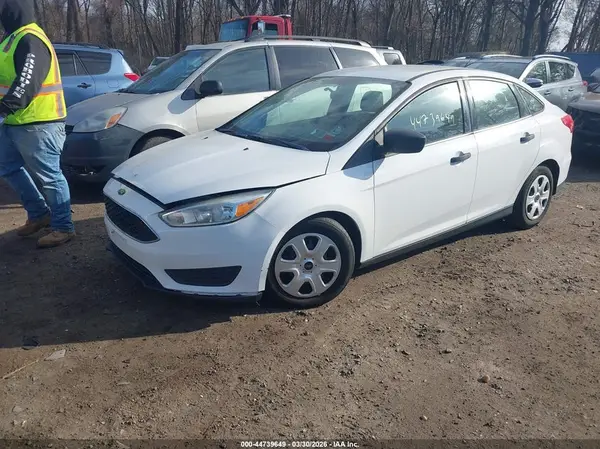 1FADP3E21GL247468 2016 FORD FOCUS - Image 2