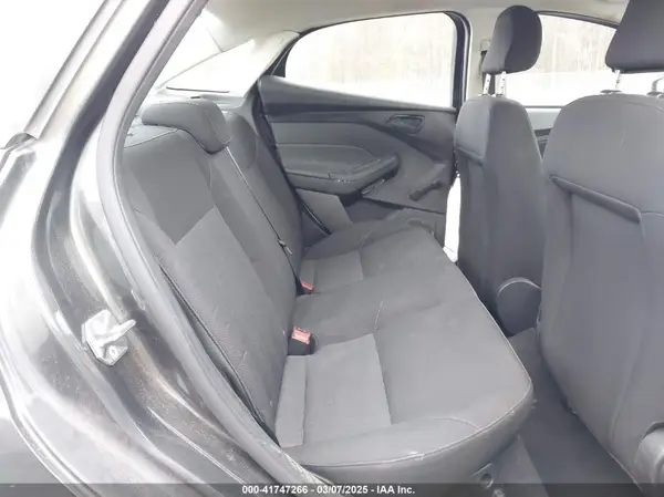 1FADP3E21GL249480 2016 FORD FOCUS - Image 8