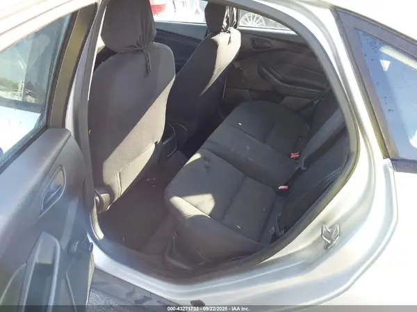 1FADP3E21GL274282 2016 FORD FOCUS - Image 8