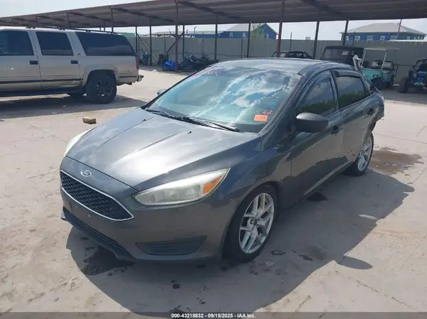 1FADP3E21GL288389 2016 FORD FOCUS - Image 2