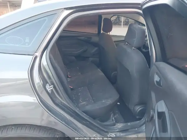1FADP3E21GL288389 2016 FORD FOCUS - Image 8