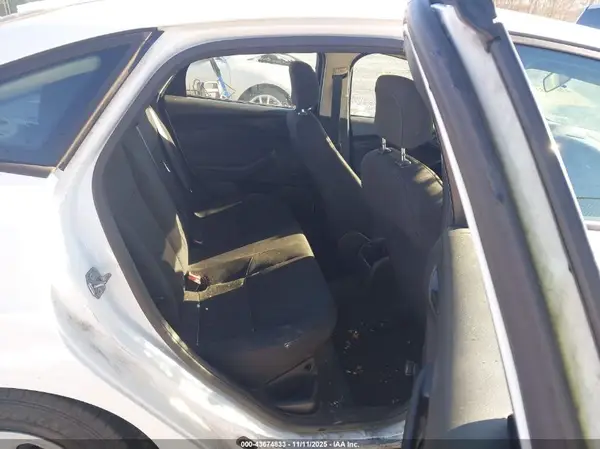 1FADP3E21GL296508 2016 FORD FOCUS - Image 8