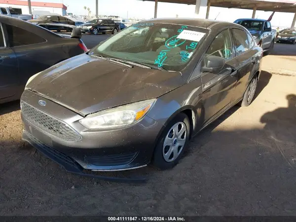 1FADP3E21GL360451 2016 FORD FOCUS - Image 2