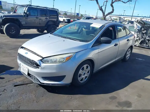 1FADP3E21GL369599 2016 FORD FOCUS - Image 2