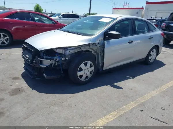 1FADP3E21GL372521 2016 FORD FOCUS - Image 2