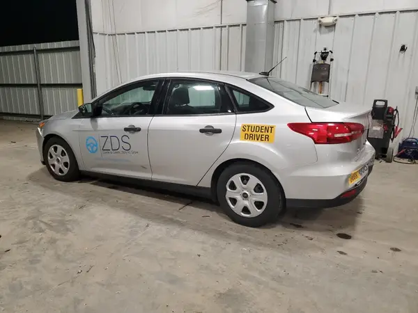 1FADP3E21GL383776 2016 FORD FOCUS - Image 2