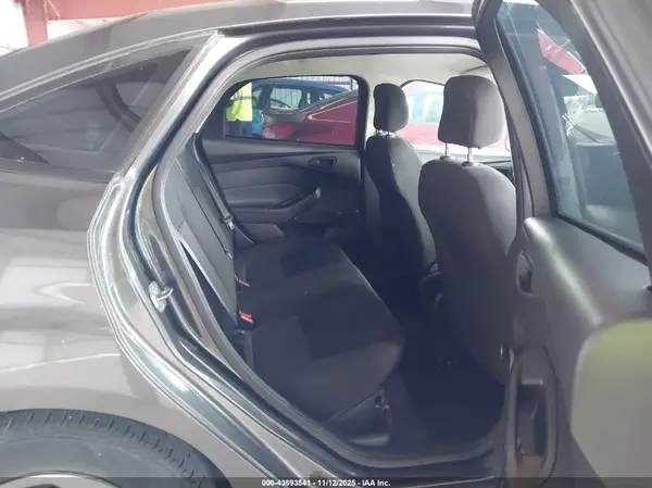 1FADP3E21GL384281 2016 FORD FOCUS - Image 8