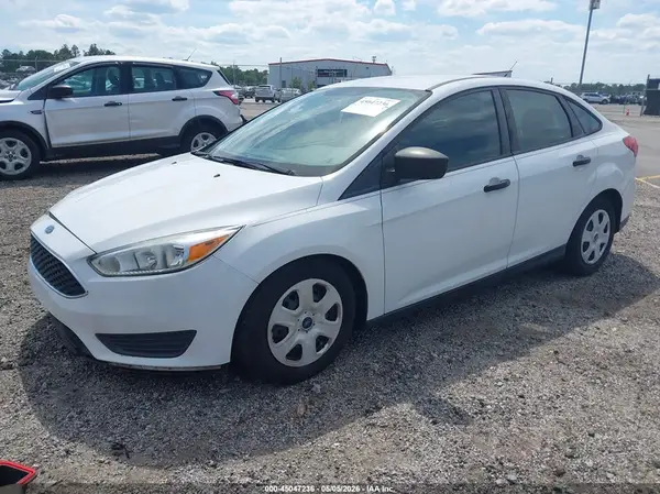 1FADP3E21GL397029 2016 FORD FOCUS - Image 2