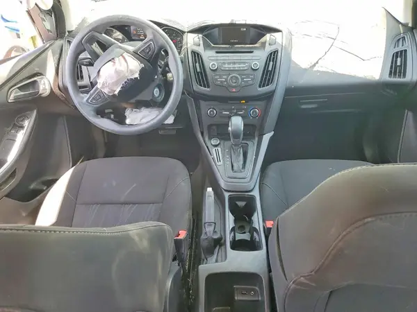 1FADP3E21GL399198 2016 FORD FOCUS - Image 8