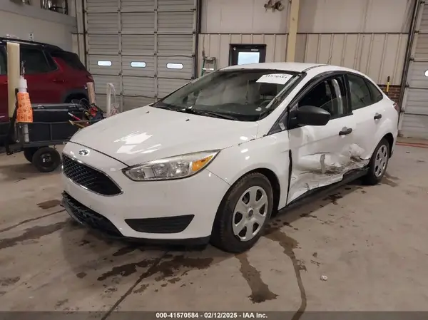 1FADP3E21HL208249 2017 FORD FOCUS - Image 2