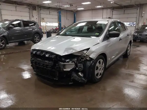1FADP3E21HL212186 2017 FORD FOCUS - Image 2