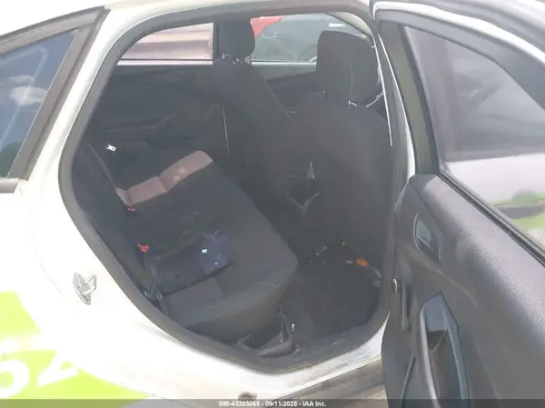 1FADP3E21HL222653 2017 FORD FOCUS - Image 8