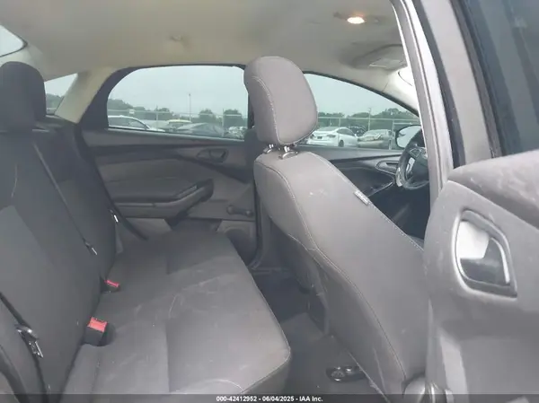 1FADP3E21HL222748 2017 FORD FOCUS - Image 8