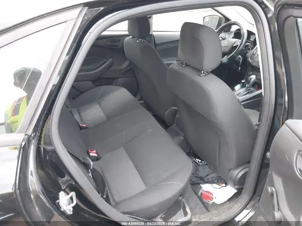 1FADP3E21HL234849 2017 FORD FOCUS - Image 8