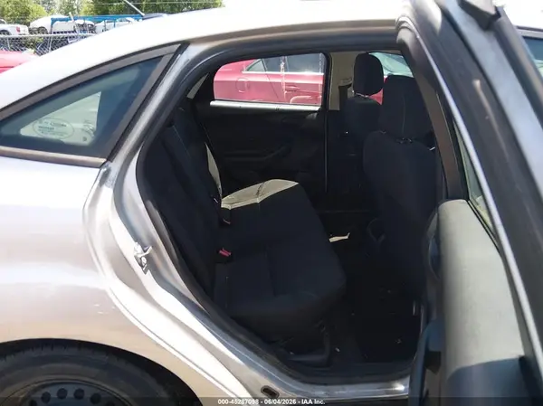 1FADP3E21HL243910 2017 FORD FOCUS - Image 8