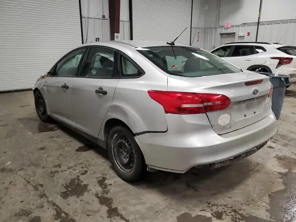 1FADP3E21HL255961 2017 FORD FOCUS - Image 2