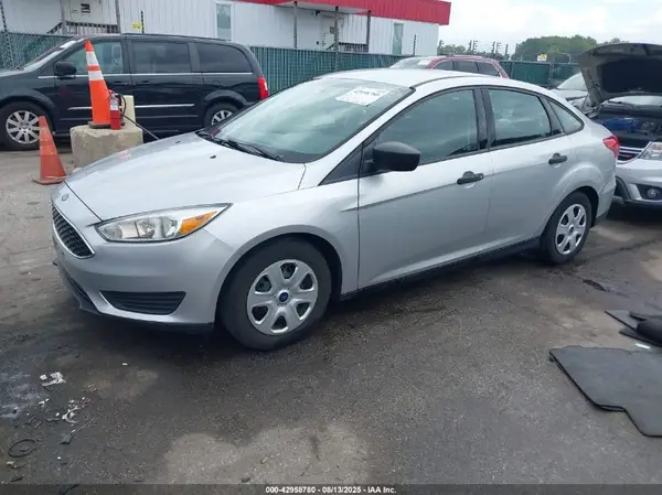 1FADP3E21HL275286 2017 FORD FOCUS - Image 2