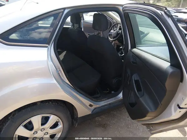 1FADP3E21HL276163 2017 FORD FOCUS - Image 8
