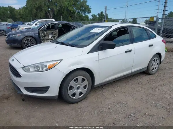 1FADP3E21HL279080 2017 FORD FOCUS - Image 2