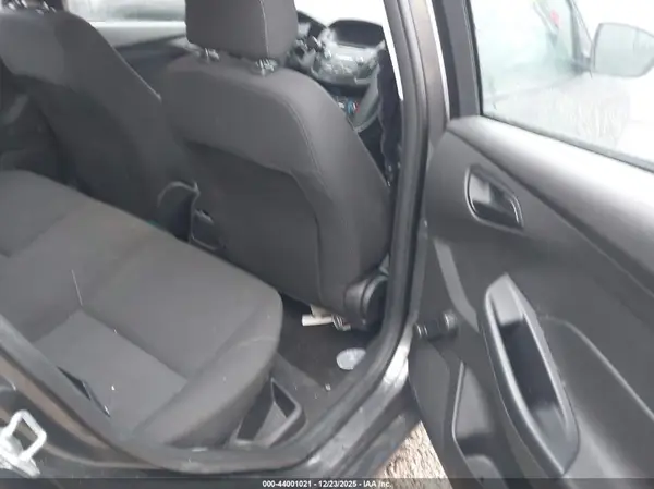 1FADP3E21HL298731 2017 FORD FOCUS - Image 8