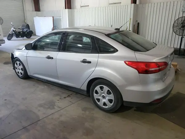 1FADP3E21HL322039 2017 FORD FOCUS - Image 2