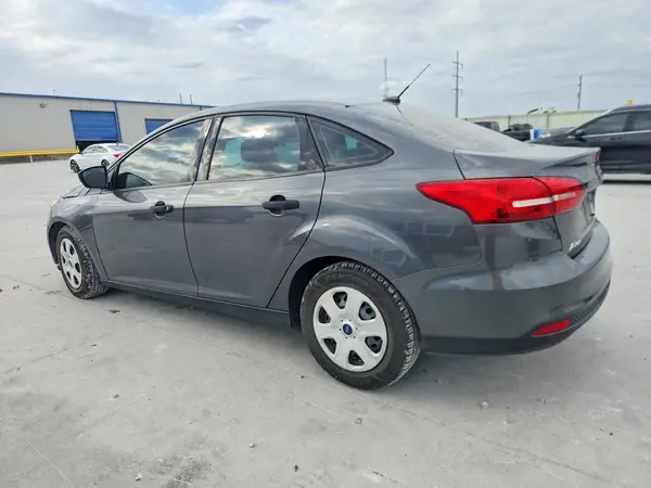 1FADP3E21HL324289 2017 FORD FOCUS - Image 2