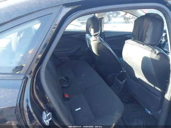 1FADP3E21HL330514 2017 FORD FOCUS - Image 8