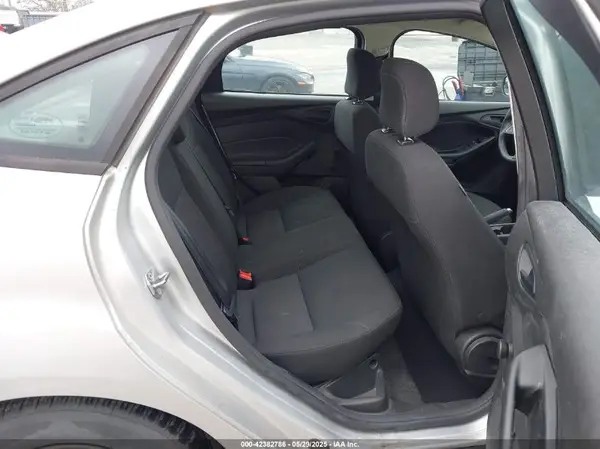1FADP3E21HL336460 2017 FORD FOCUS - Image 8