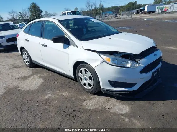 1FADP3E21JL201226 2018 FORD FOCUS - Image 1
