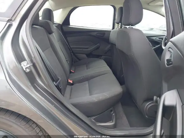 1FADP3E21JL244125 2018 FORD FOCUS - Image 8