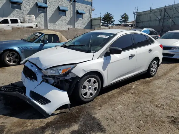 1FADP3E21JL246635 2018 FORD FOCUS - Image 1