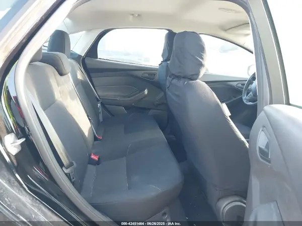 1FADP3E21JL260647 2018 FORD FOCUS - Image 8