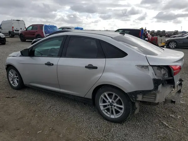 1FADP3E21JL270630 2018 FORD FOCUS - Image 2