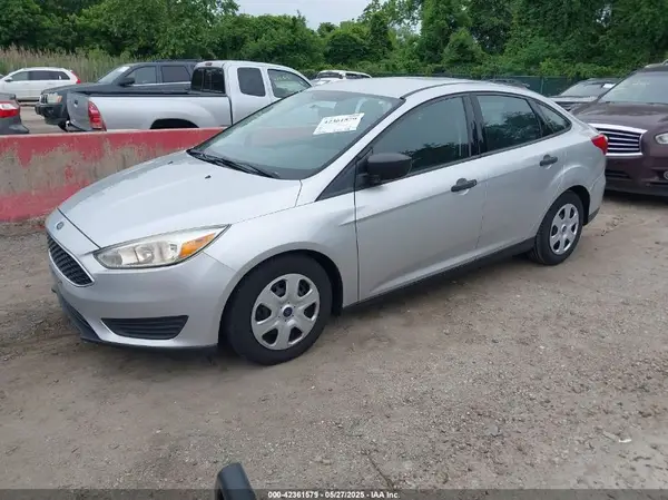 1FADP3E21JL275746 2018 FORD FOCUS - Image 2