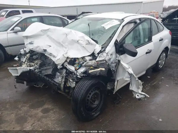 1FADP3E21JL276430 2018 FORD FOCUS - Image 2