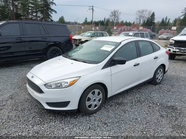 1FADP3E21JL302556 2018 FORD FOCUS - Image 2