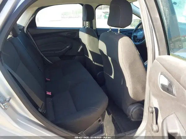 1FADP3E22GL207352 2016 FORD FOCUS - Image 8