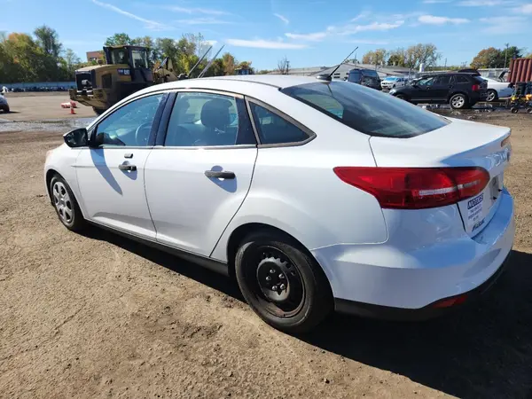 1FADP3E22GL218772 2016 FORD FOCUS - Image 2