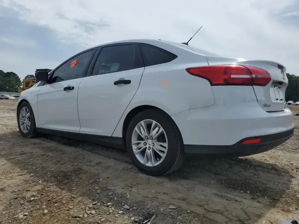 1FADP3E22GL256874 2016 FORD FOCUS - Image 2
