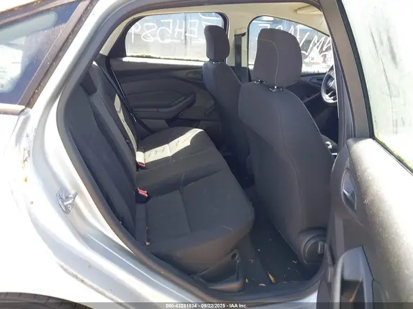 1FADP3E22GL298686 2016 FORD FOCUS - Image 8
