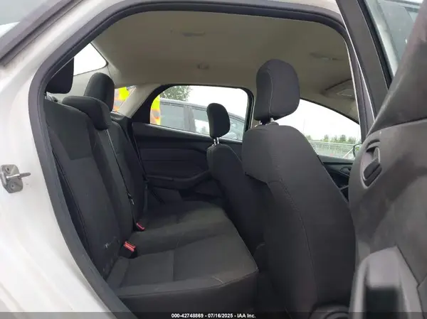 1FADP3E22GL336112 2016 FORD FOCUS - Image 8