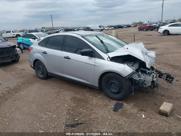 1FADP3E22GL350981 2016 FORD FOCUS - Image 1