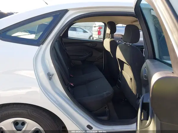 1FADP3E22GL385228 2016 FORD FOCUS - Image 8