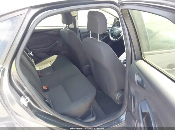 1FADP3E22HL205411 2017 FORD FOCUS - Image 8