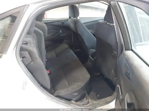 1FADP3E22HL221723 2017 FORD FOCUS - Image 8