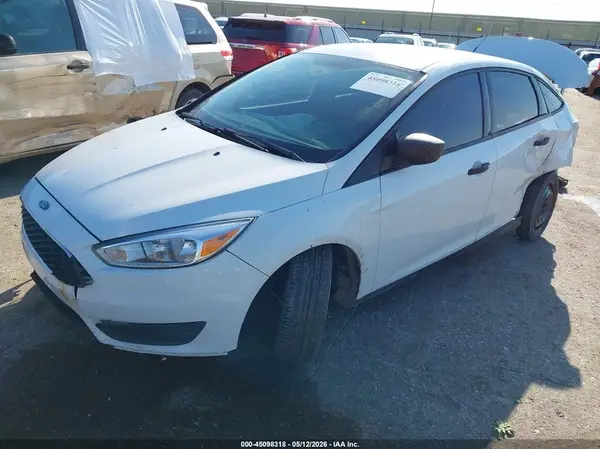 1FADP3E22HL229580 2017 FORD FOCUS - Image 2